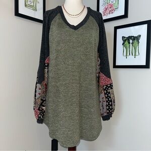 🌿 First Love by Lovelyn Raglan Mixed Media Top